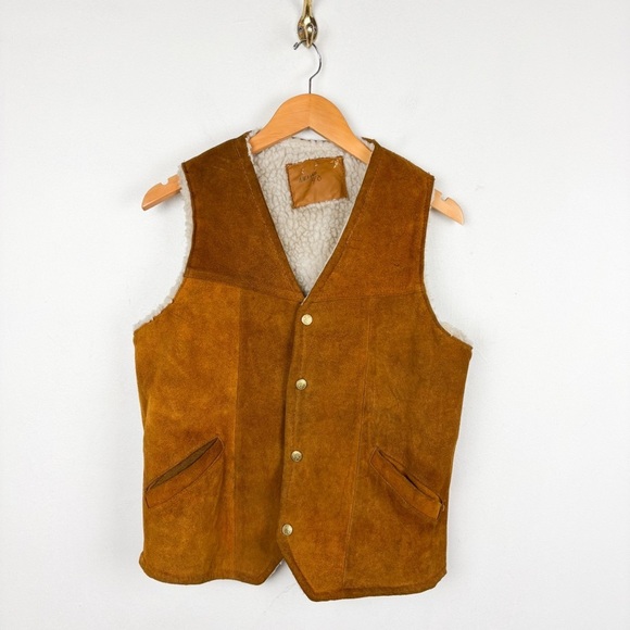 Vintage Men’s Suede Leather Sherpa Lined Vest Sz M - Picture 1 of 10